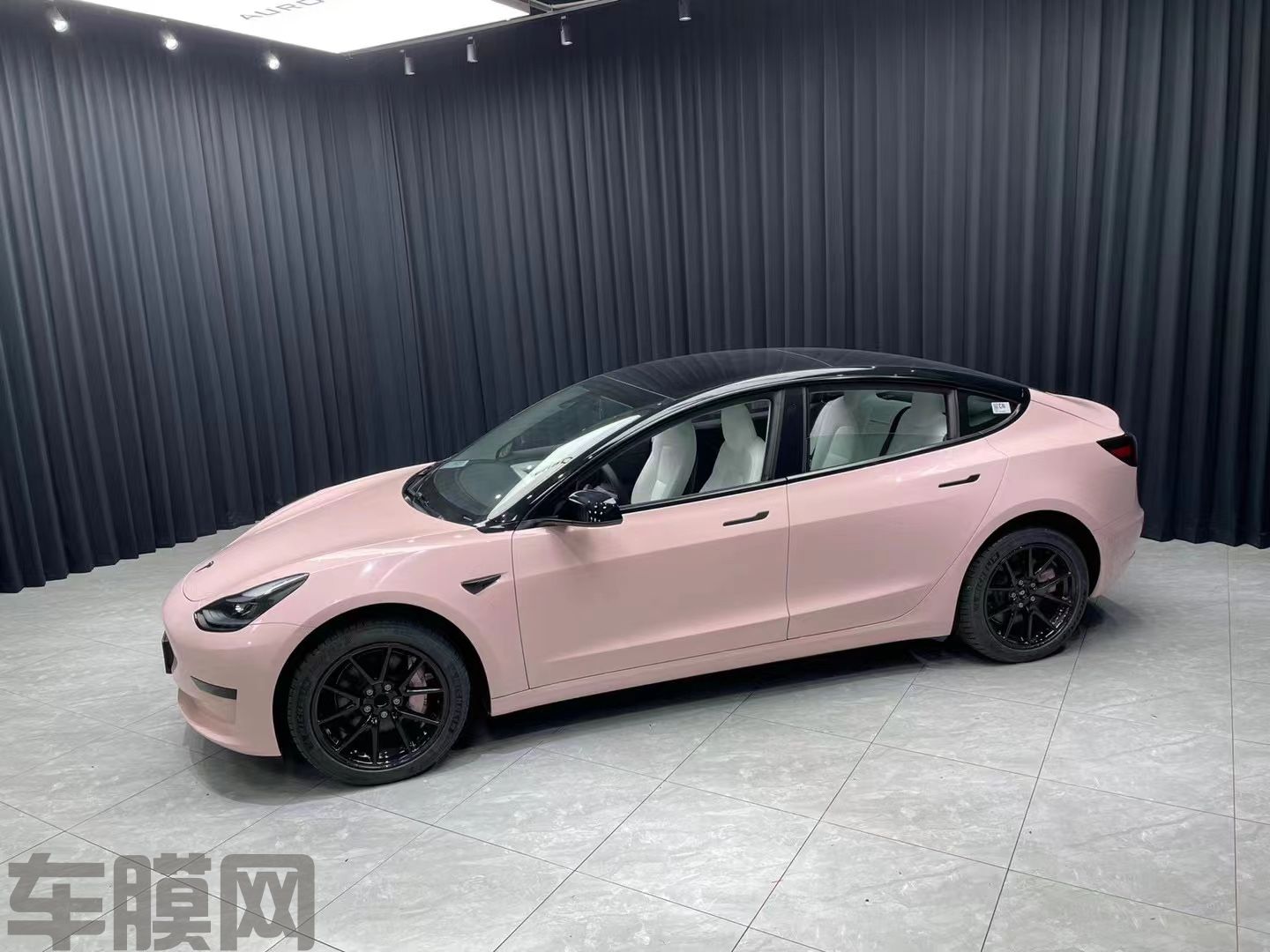 特斯拉Model 3 贝壳粉改色膜 效果图