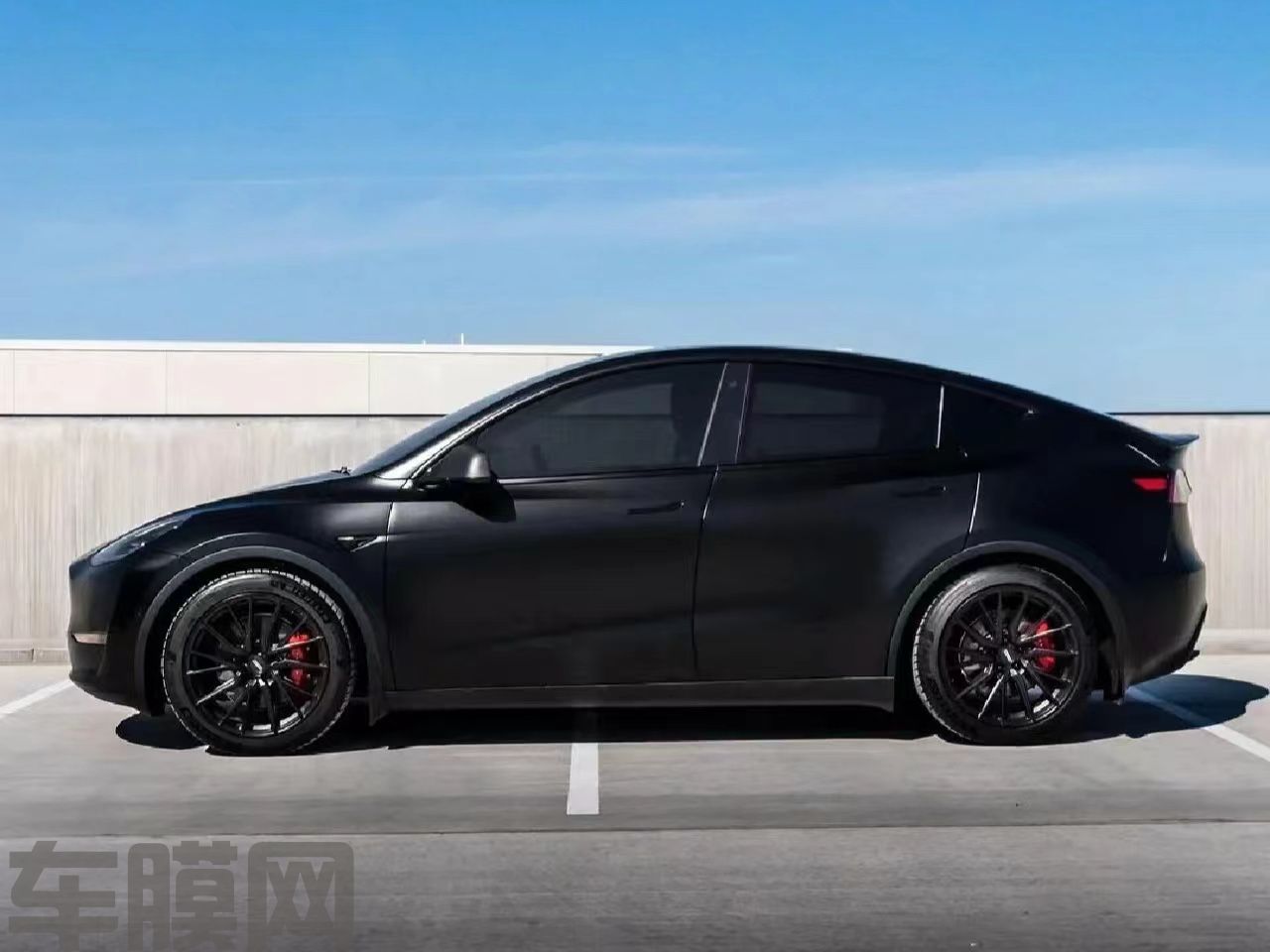 特斯拉Model Y 黑武士改色膜 效果图