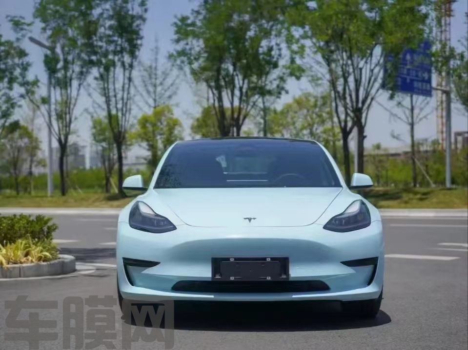 特斯拉Model 3 冰川蓝改色膜效果图