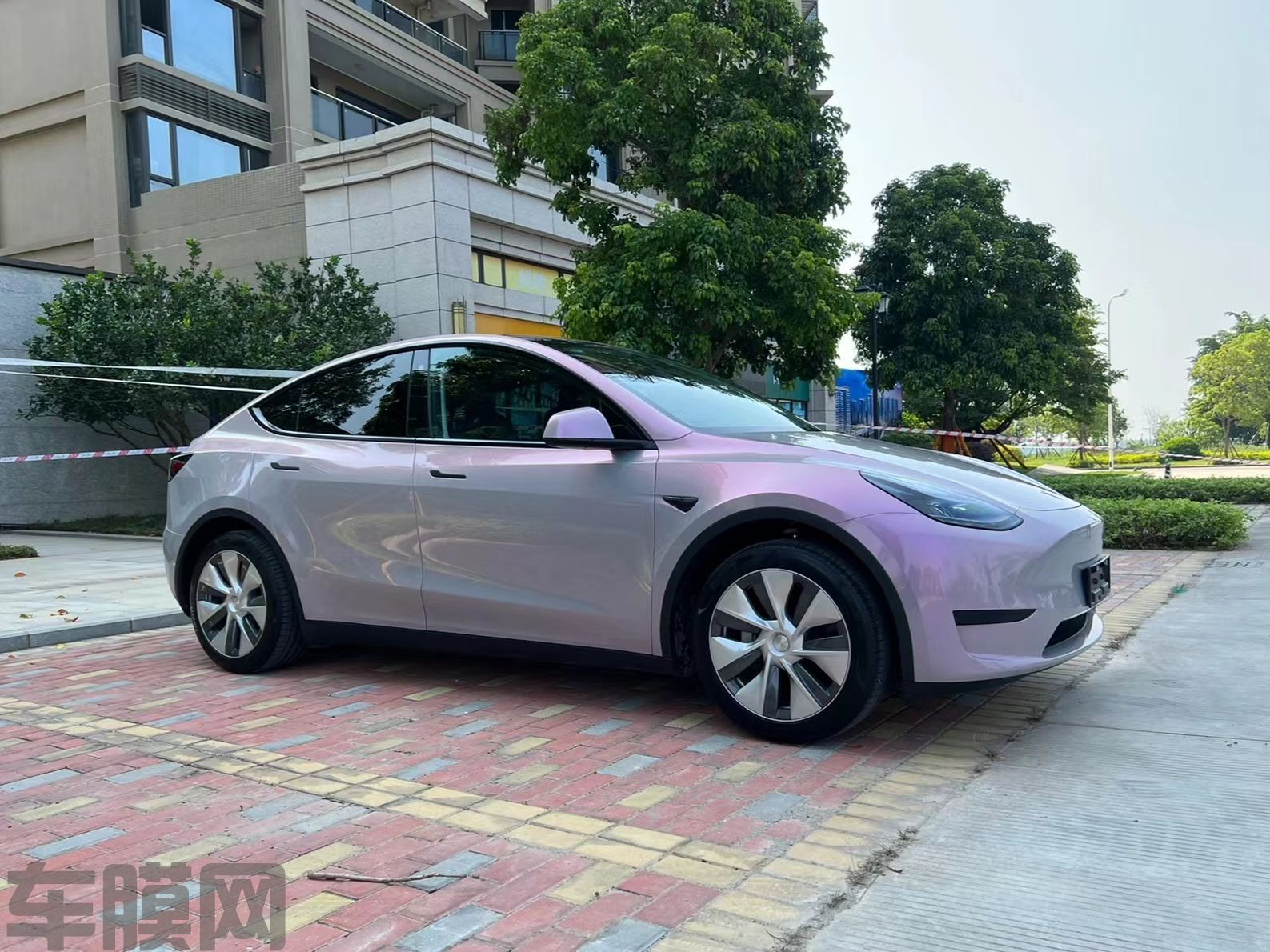 特斯拉Model 3 梦幻火山灰改色膜 效果图