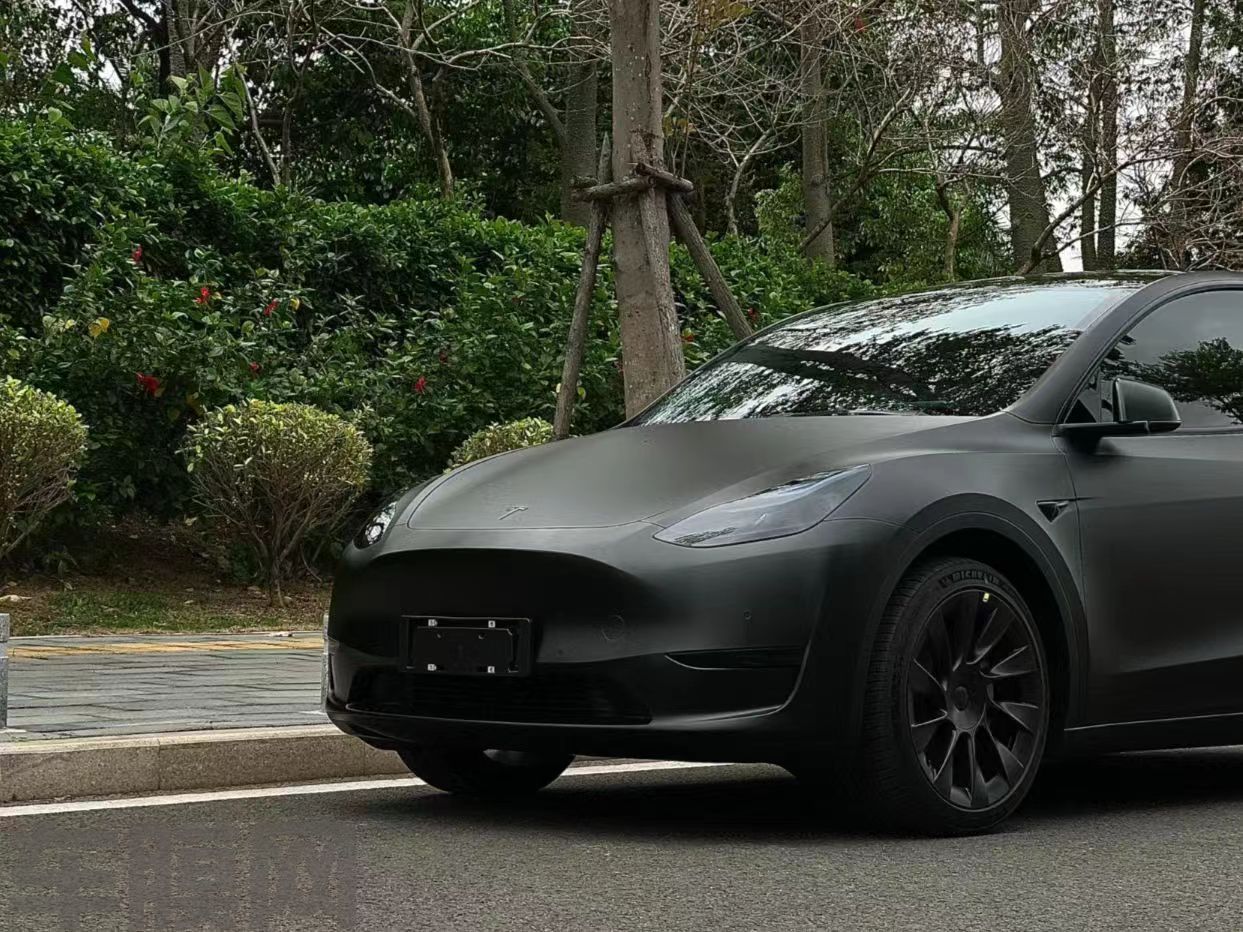 特斯拉Model Y 超哑黑改色膜 效果图