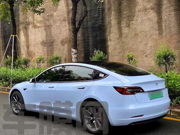特斯拉Model 3 迷雾蓝改色膜 效果图