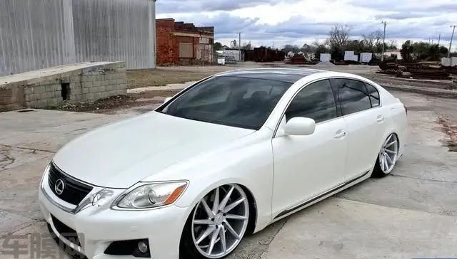 4-201006130S1257.jpg