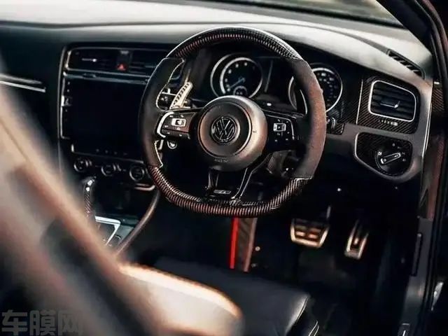 4-20110322242VD.jpg