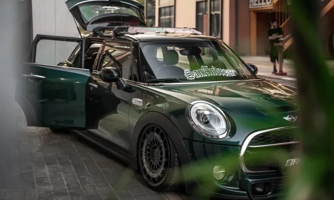 汽车改装 | 麻雀虽小，五脏俱全，五门Mini Cooper S！(图3)