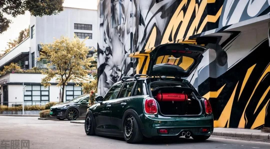 汽车改装 | 麻雀虽小，五脏俱全，五门Mini Cooper S！(图1)