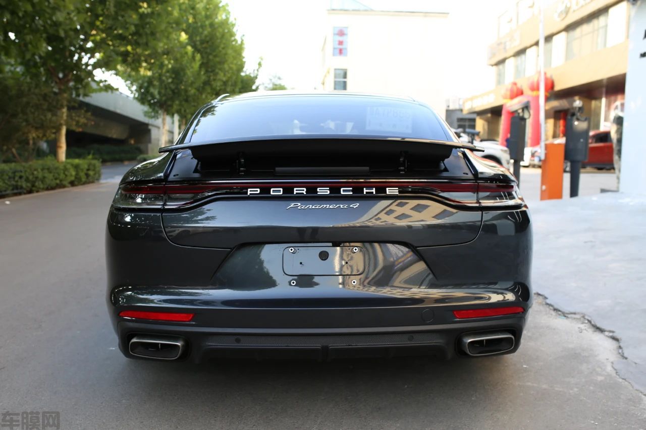 汽车改装｜保时捷Panamera4装贴NOBLE隐形车衣案例！(图9)